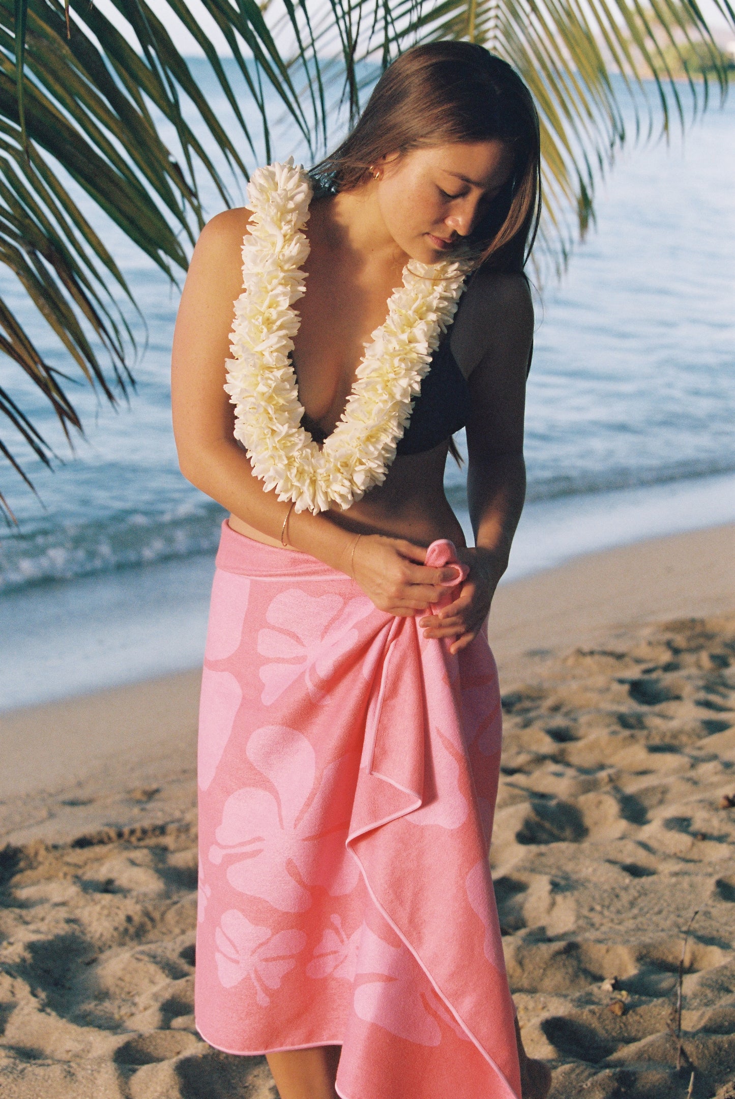 Berry Retro Hibiscus Towel